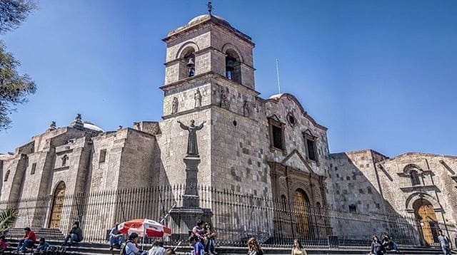 Iglesia San Francisco Arequipa